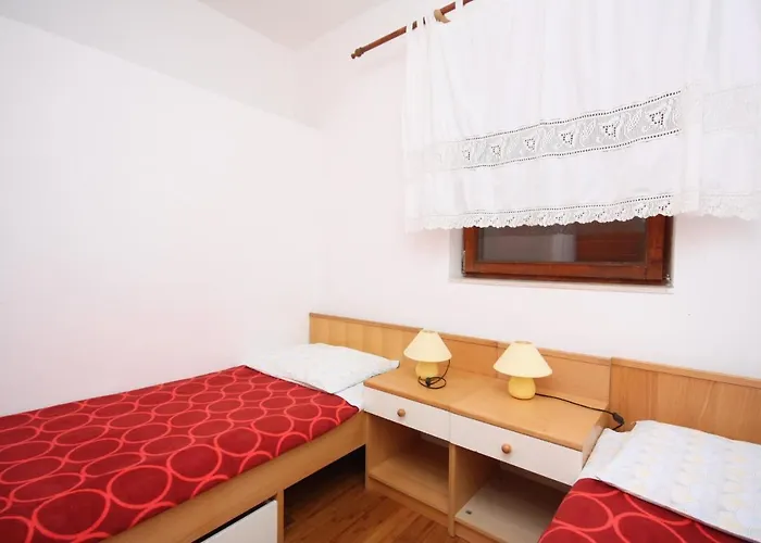 With A Parking Space - 5115