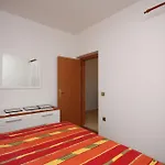 With A Parking Space - 5115 * مورتير
