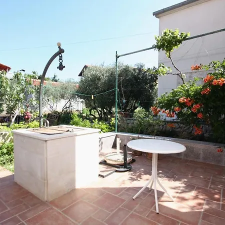 With A Parking Space - 5115 Μούρτερ