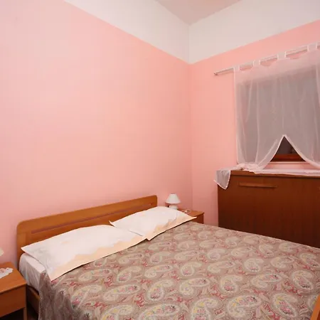 With A Parking Space - 5115 Μούρτερ